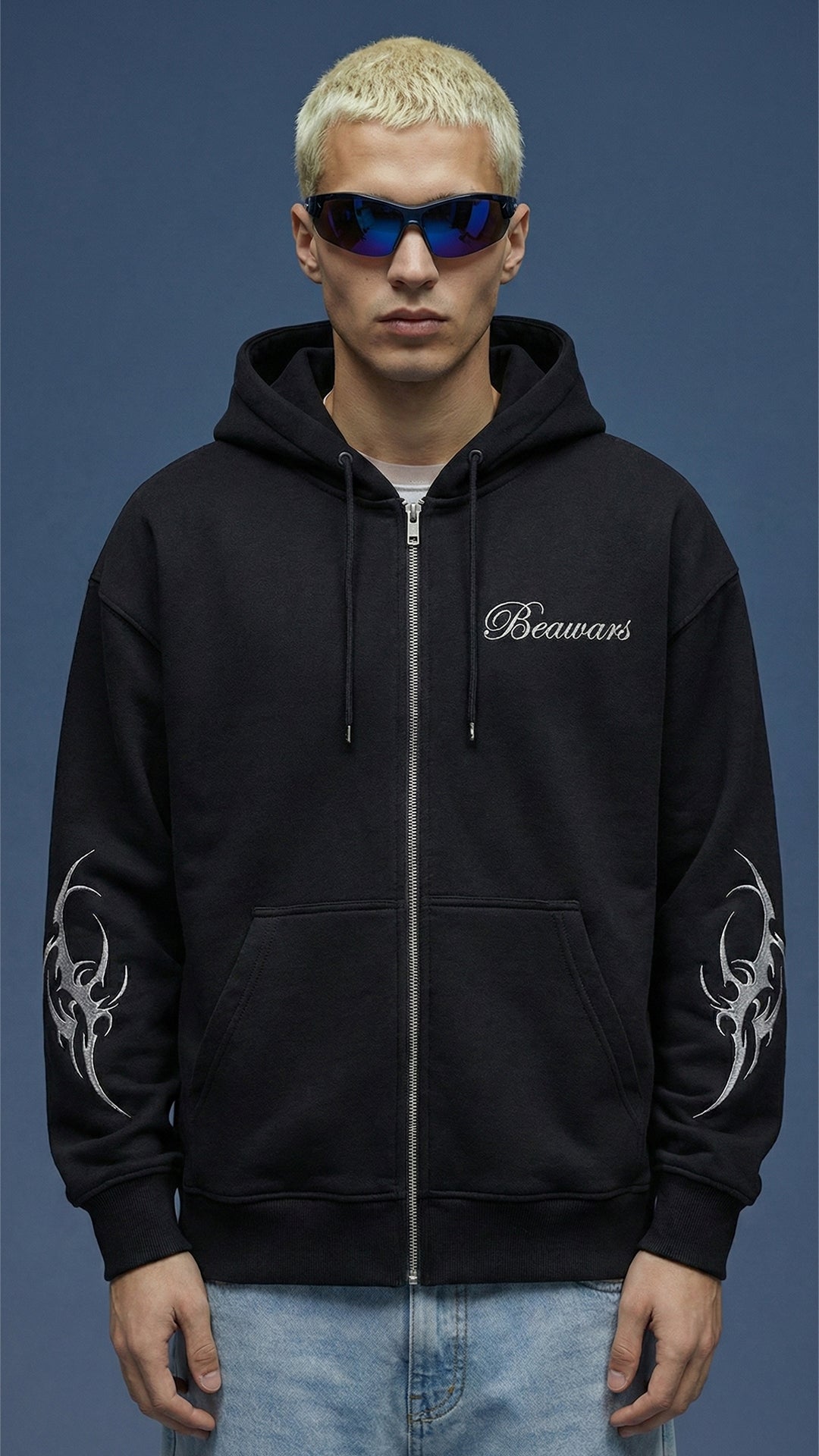kuro hoddie